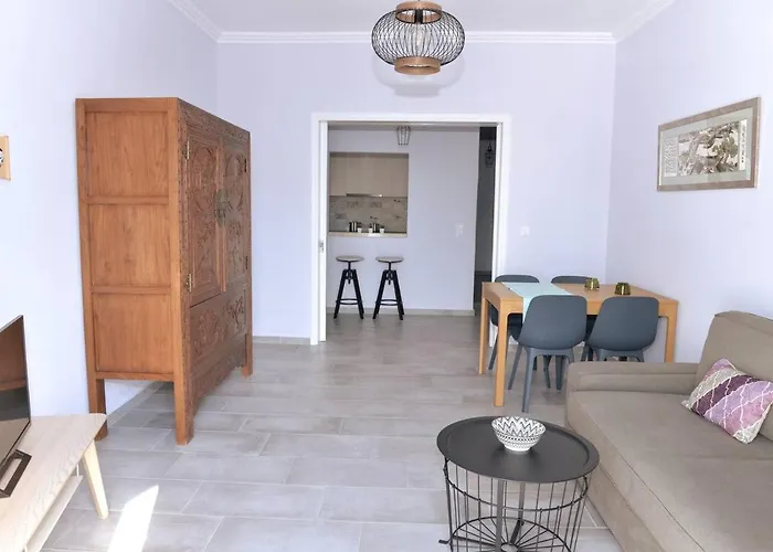 Proteus Elegant In Апартаменты *