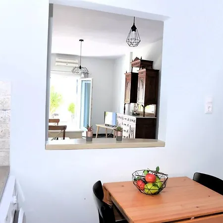 Proteus Elegant In Appartement